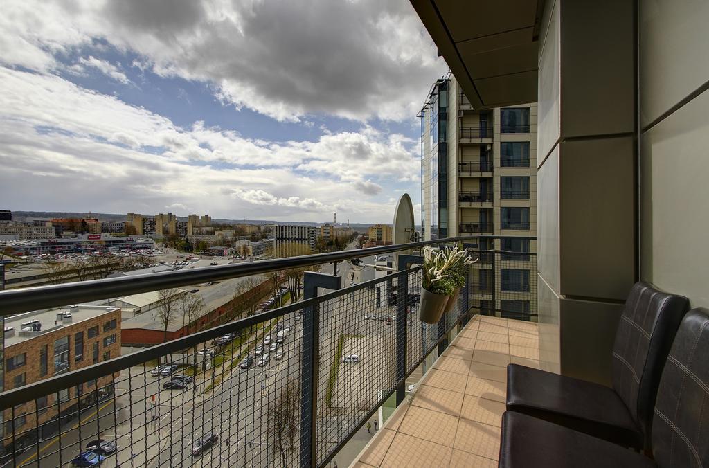Helios 19 Luxury Vilnius Apartment ภายนอก รูปภาพ