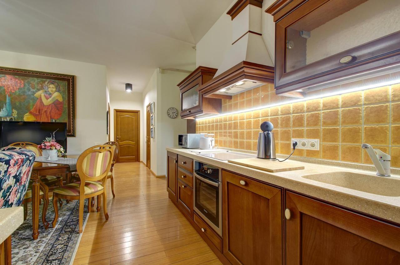 Helios 19 Luxury Vilnius Apartment ภายนอก รูปภาพ