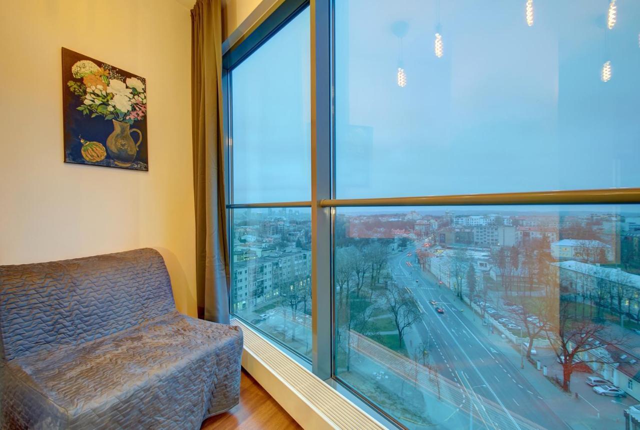 Helios 19 Luxury Vilnius Apartment ภายนอก รูปภาพ